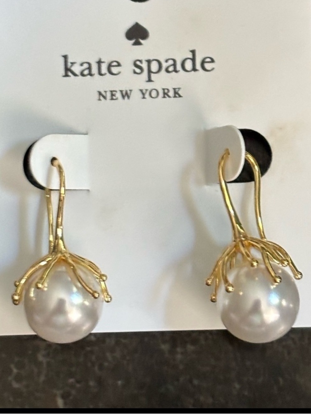 KATE SPADE NEW YORK ♠️ PEARLETTE SMALL FRENCH HOOK DROP EARRINGS
